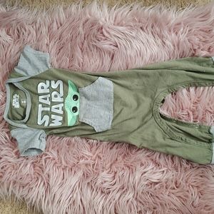 Star wars Grogu "baby yoda" 18 mos onsie. Perfect condition